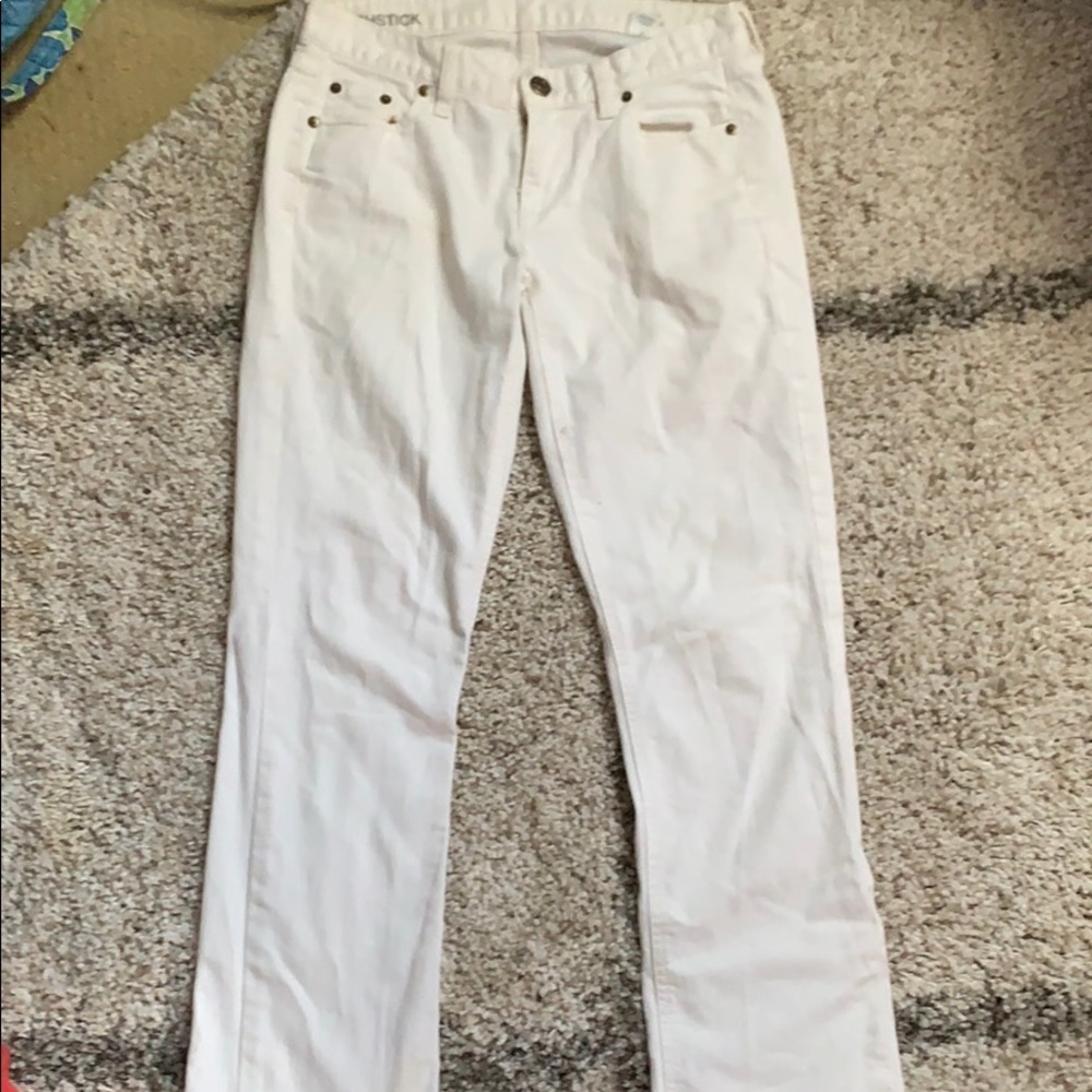 white straight leg matchstick jeans